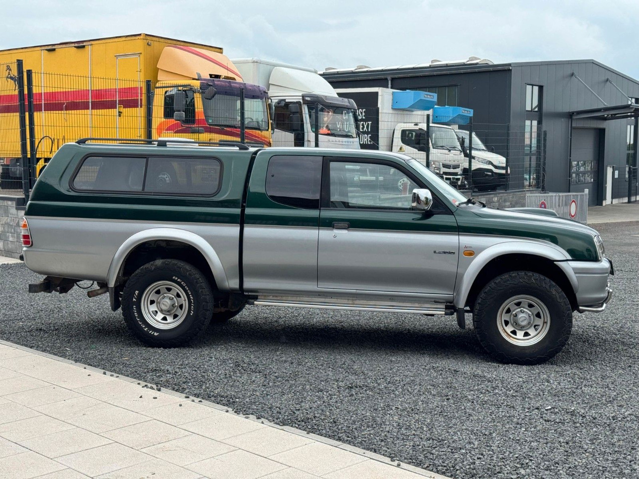 Mitsubishi L200 Klima - سيارة دفع رباعي: صورة 5 Mitsubishi L200 Klima - سيارة دفع رباعي: صورة 5