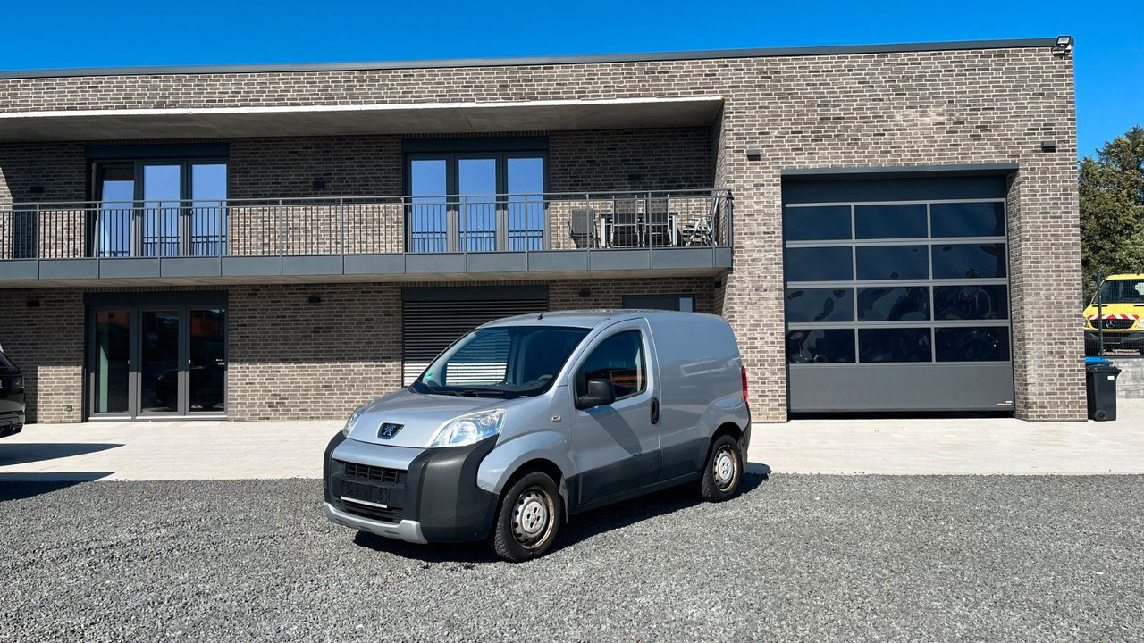 Peugeot Bipper Basis Kopfdichtungsschaden - سيارة: صورة 1 Peugeot Bipper Basis Kopfdichtungsschaden - سيارة: صورة 1