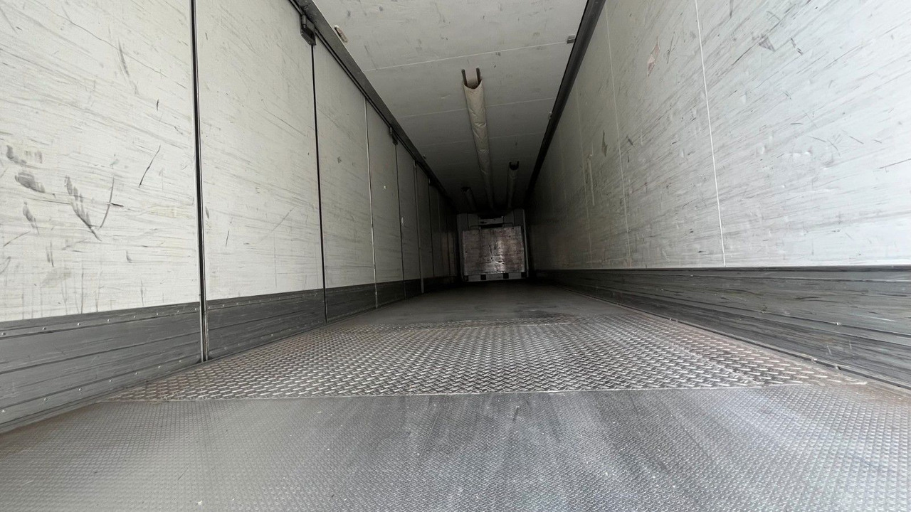 Schmitz Cargobull SKO 24 Kühlkoffer SAF Carrier Faltwand - نصف مقطورة مُبرِّدة: صورة 3 Schmitz Cargobull SKO 24 Kühlkoffer SAF Carrier Faltwand - نصف مقطورة مُبرِّدة: صورة 3