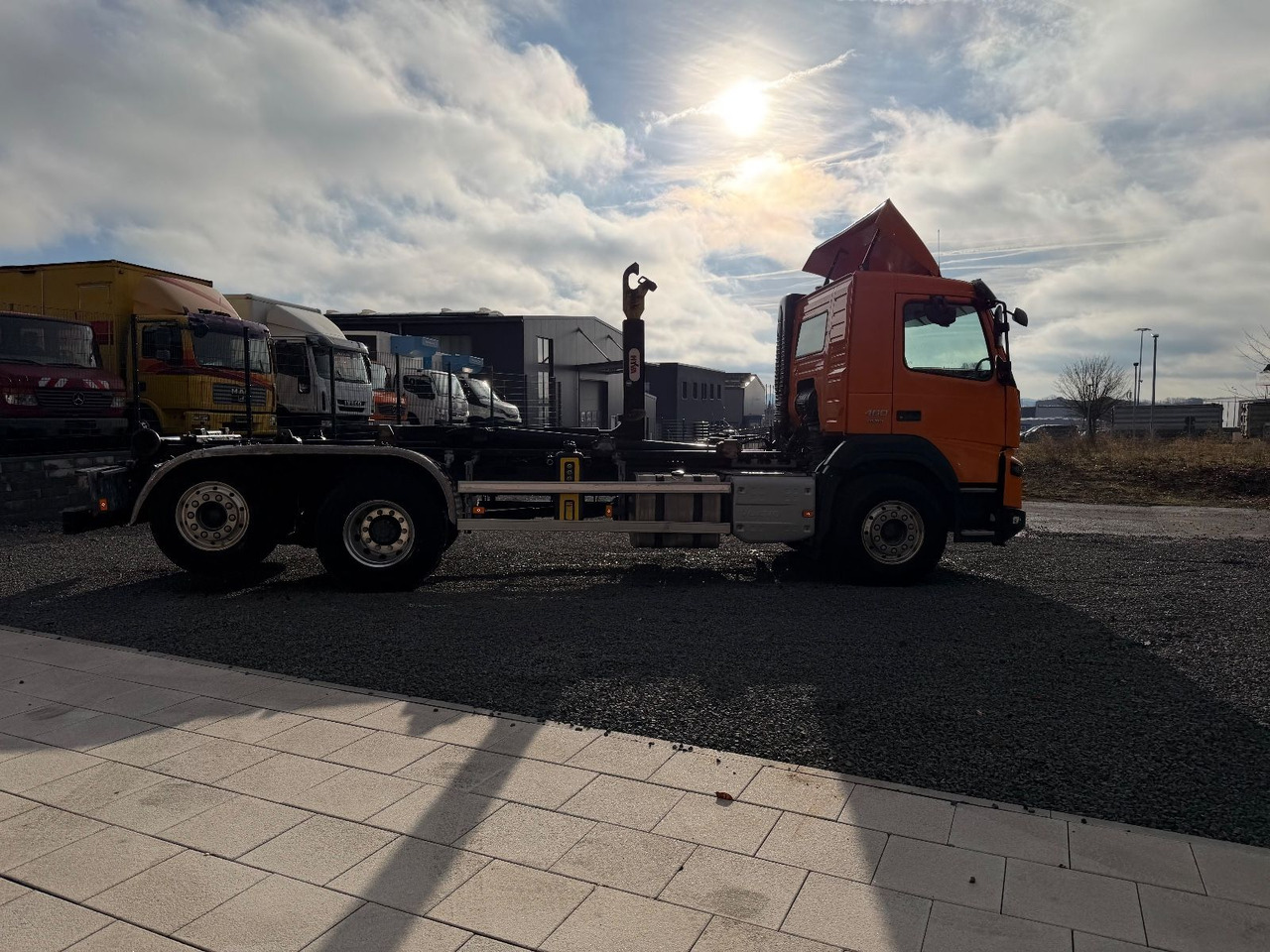 Volvo FMX 460 Abrollkipper Lift/Lenk Hyvalift - شاحنة ذات خطاف: صورة 5 Volvo FMX 460 Abrollkipper Lift/Lenk Hyvalift - شاحنة ذات خطاف: صورة 5