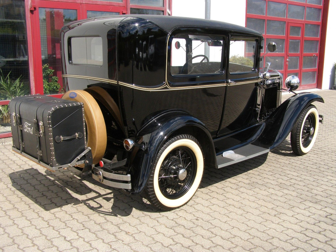 Ford MODELL A / TUDOR + H-Kennzeichen - سيدان: صورة 5 Ford MODELL A / TUDOR + H-Kennzeichen - سيدان: صورة 5