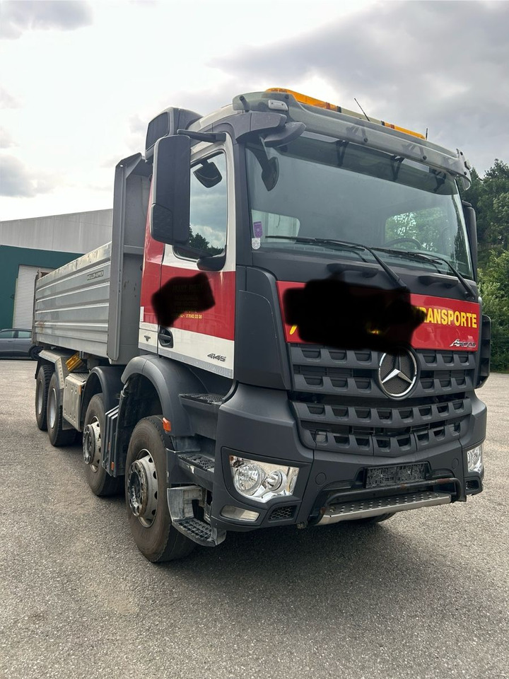 Mercedes-Benz Arocs 4145 8x4 - شاحنة قلاب: صورة 2 Mercedes-Benz Arocs 4145 8x4 - شاحنة قلاب: صورة 2