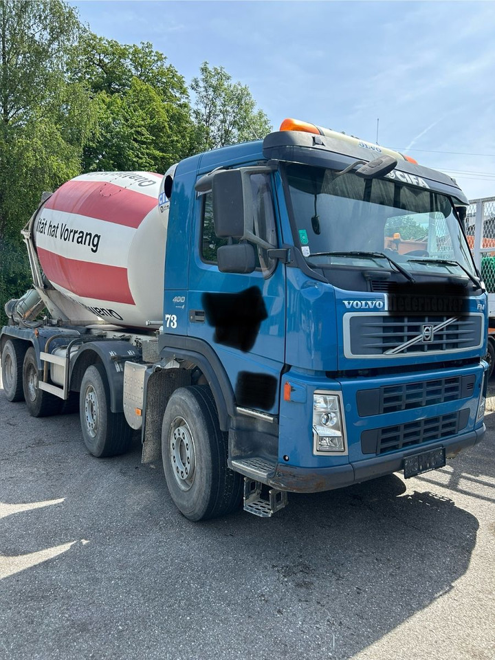 Volvo FM 8x4 R Schalter mit 13 Tonnen Achsen - شاحنة خلاطة خرسانة: صورة 2 Volvo FM 8x4 R Schalter mit 13 Tonnen Achsen - شاحنة خلاطة خرسانة: صورة 2