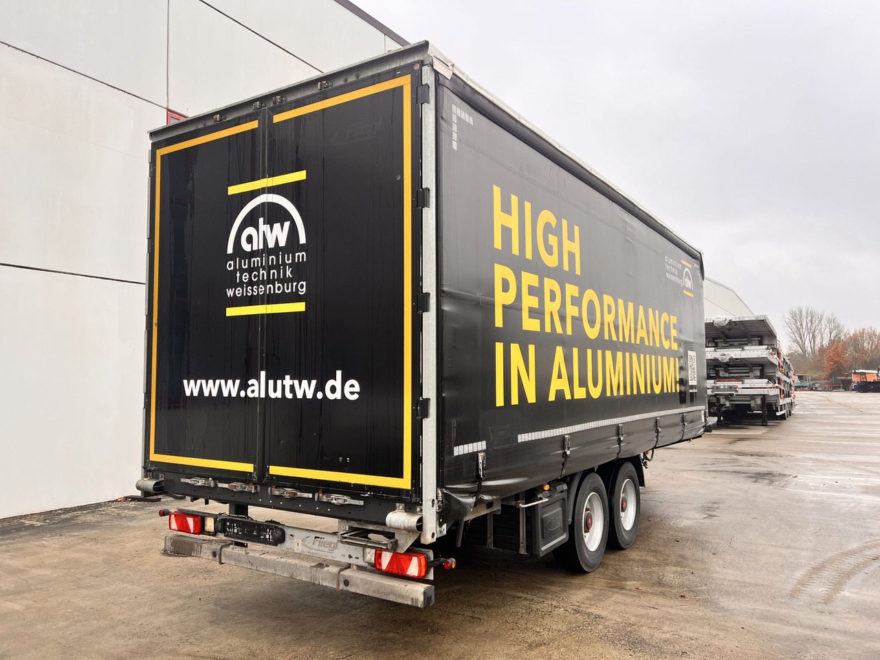 Fliegl TPS135 13,5 t Tandemplanenanhänger, neuwertig - مقطورة ستارة جانبية: صورة 3 Fliegl TPS135 13,5 t Tandemplanenanhänger, neuwertig - مقطورة ستارة جانبية: صورة 3