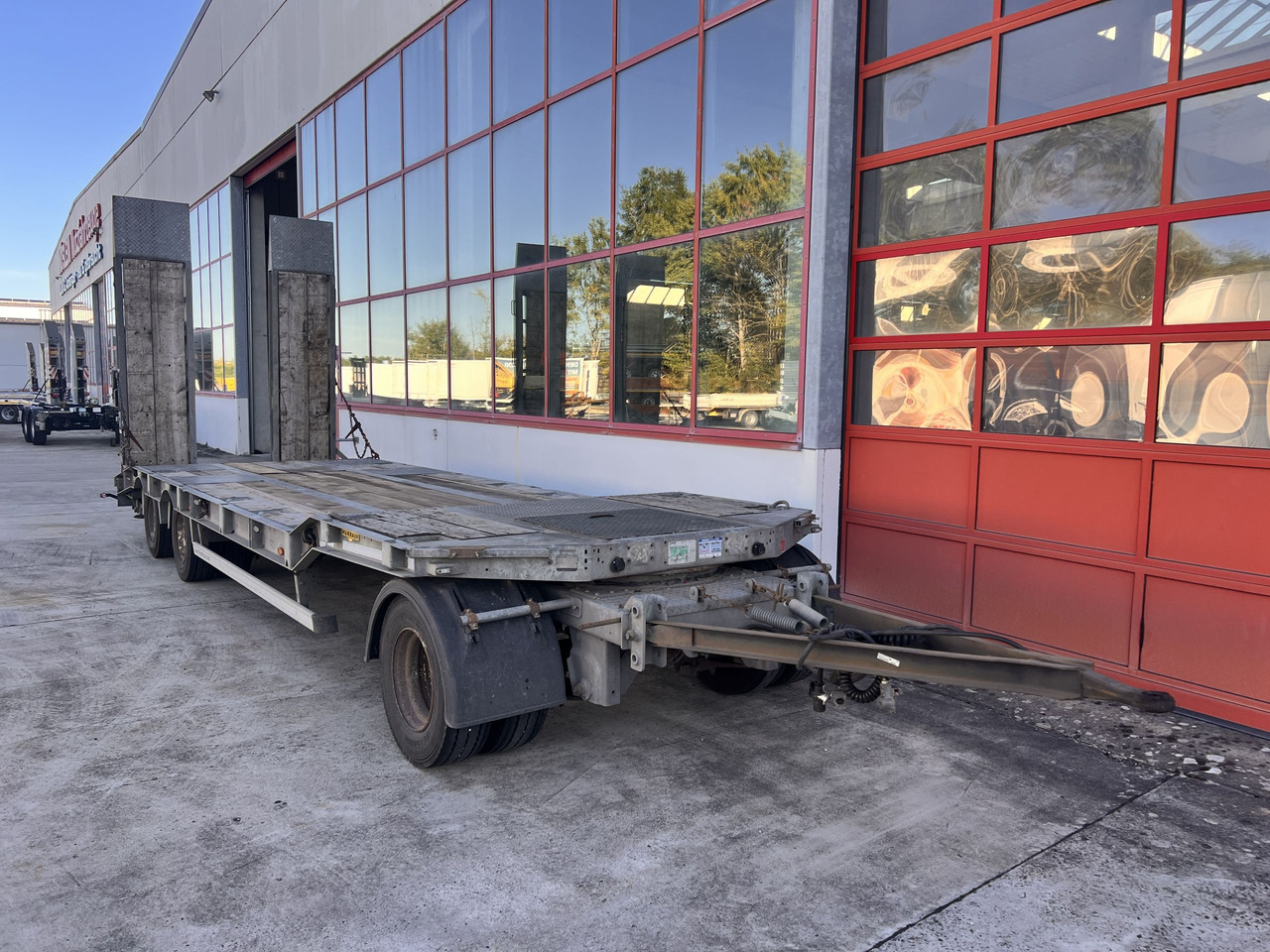 Humbaur HTD 30 3 Achs Tiefladeranhänger, verzinkt - مقطورة مسطحة منخفضة: صورة 3 Humbaur HTD 30 3 Achs Tiefladeranhänger, verzinkt - مقطورة مسطحة منخفضة: صورة 3