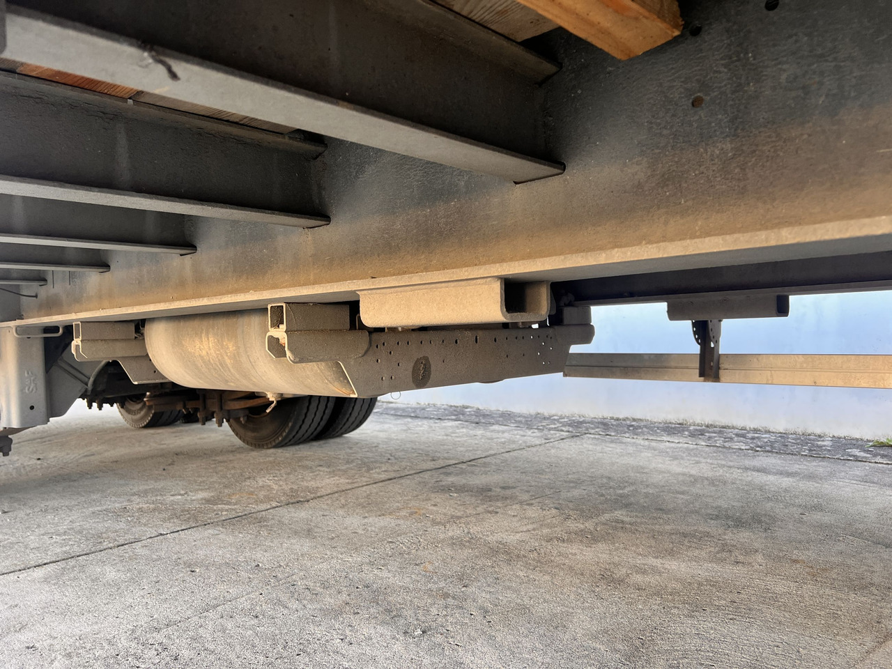 Humbaur HTD 30 3 Achs Tiefladeranhänger, verzinkt - مقطورة مسطحة منخفضة: صورة 5 Humbaur HTD 30 3 Achs Tiefladeranhänger, verzinkt - مقطورة مسطحة منخفضة: صورة 5