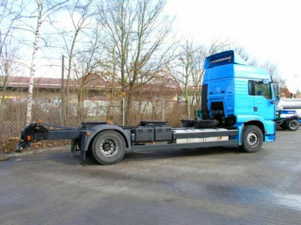 MAN 18.410 TGA2 Achs BDF- LKW - شاحنات الحاويات / جسم علوي قابل للتغيير شاحنة: صورة 4 MAN 18.410 TGA2 Achs BDF- LKW - شاحنات الحاويات / جسم علوي قابل للتغيير شاحنة: صورة 4