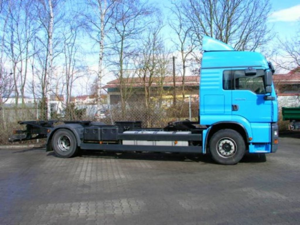 MAN 18.410 TGA2 Achs BDF- LKW - شاحنات الحاويات / جسم علوي قابل للتغيير شاحنة: صورة 5 MAN 18.410 TGA2 Achs BDF- LKW - شاحنات الحاويات / جسم علوي قابل للتغيير شاحنة: صورة 5
