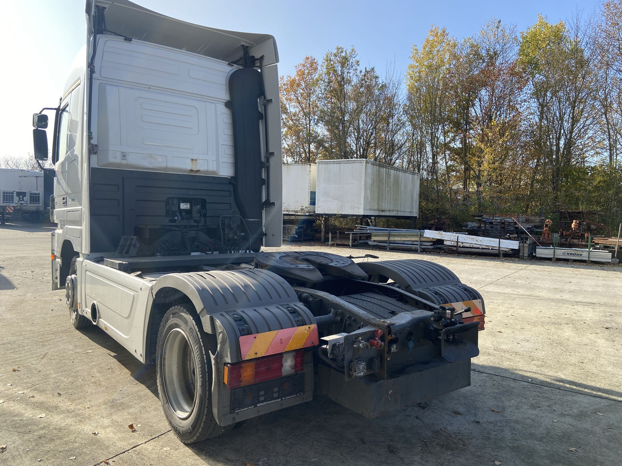 Mercedes-Benz 1841 LS 1841 LS MP3 Sattel- und Anhängerkupplung Lowliner - وحدة جر: صورة 4 Mercedes-Benz 1841 LS 1841 LS MP3 Sattel- und Anhängerkupplung Lowliner - وحدة جر: صورة 4