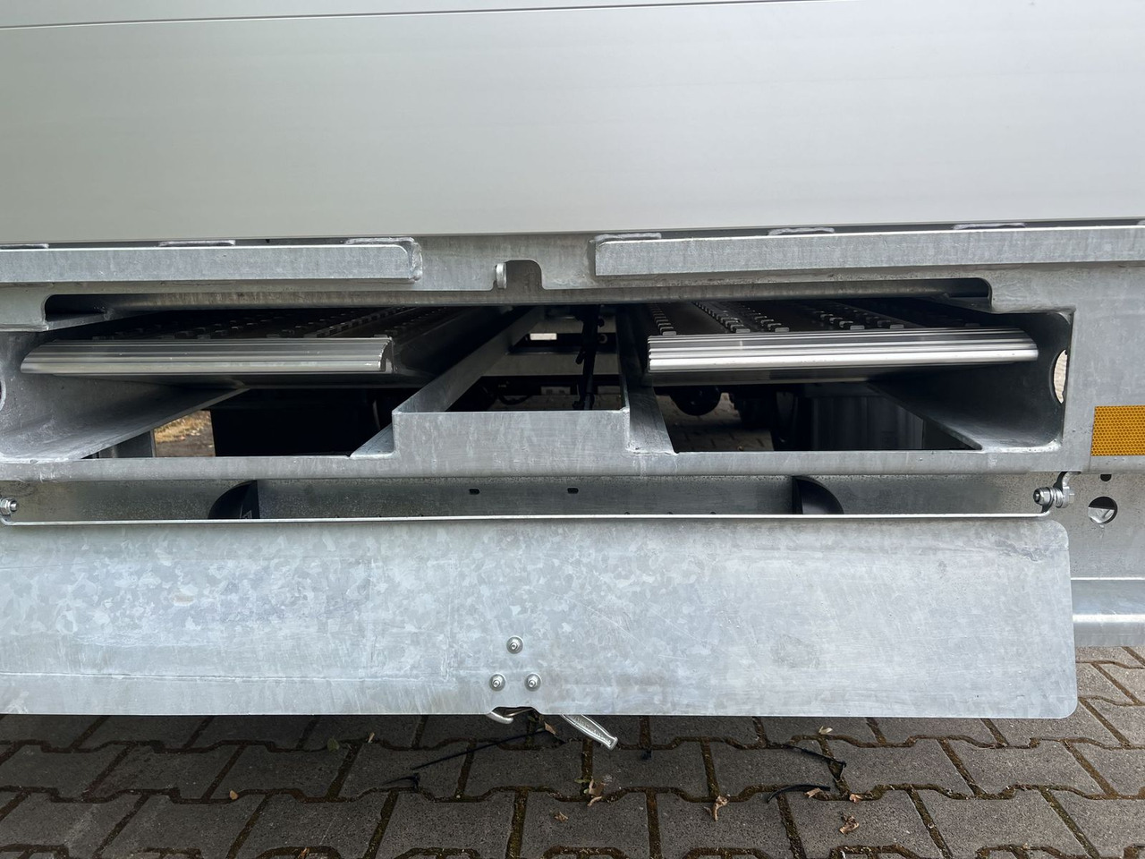 Möslein 14,4 t GG Tandem- Pritschenanhänger- Tieflader - مقطورات مسطحة: صورة 5 Möslein 14,4 t GG Tandem- Pritschenanhänger- Tieflader - مقطورات مسطحة: صورة 5