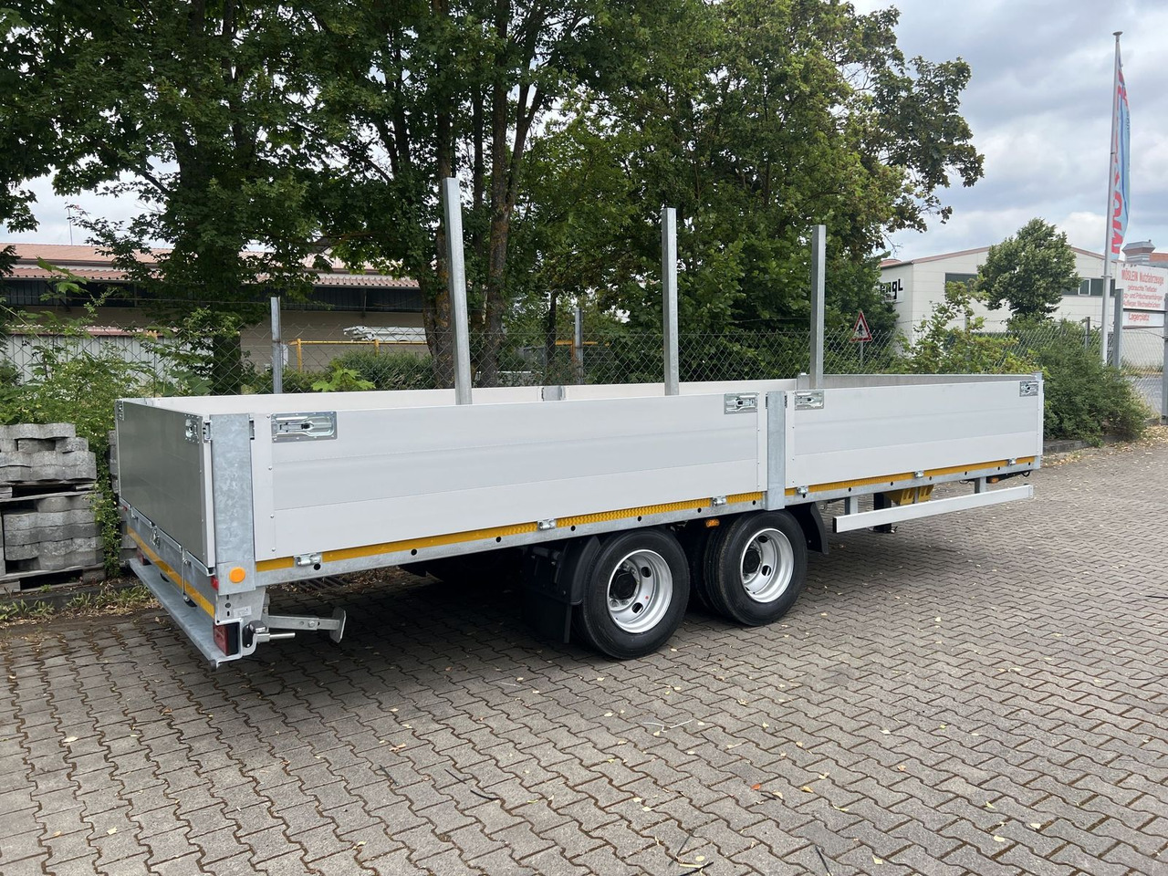 Möslein 14,4 t Tandem- Pritschenanhänger- Tieflader - مقطورات مسطحة: صورة 3 Möslein 14,4 t Tandem- Pritschenanhänger- Tieflader - مقطورات مسطحة: صورة 3