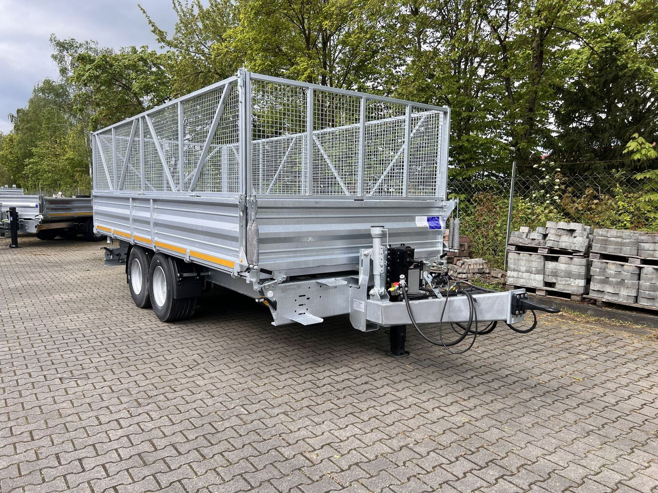 Möslein 14 t Tandem- Kipper Tieflader 5,70 m lang, Brei - مقطورة قلاب: صورة 2 Möslein 14 t Tandem- Kipper Tieflader 5,70 m lang, Brei - مقطورة قلاب: صورة 2