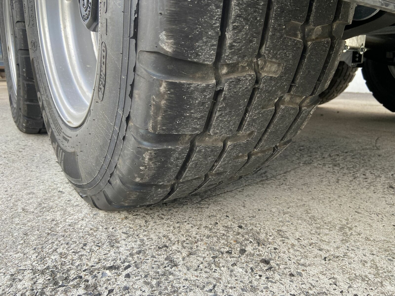 Möslein Kipper Tieflader, Breite Reifen-- Neufahrzeug - - مقطورة قلاب: صورة 3 Möslein Kipper Tieflader, Breite Reifen-- Neufahrzeug - - مقطورة قلاب: صورة 3