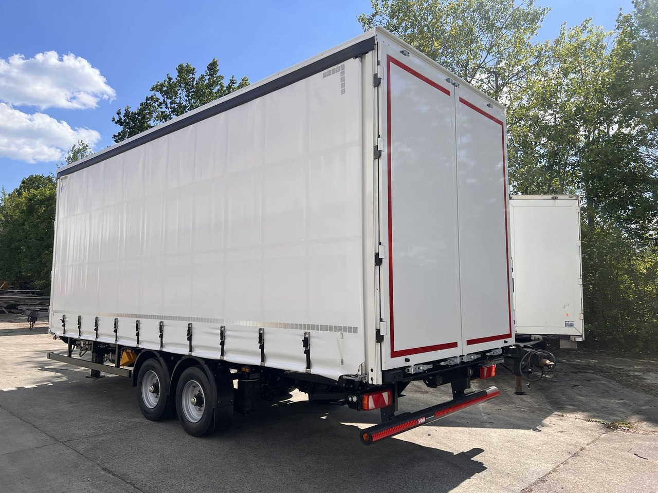 Möslein NEUER Tandem- Planenanhänger Durchladbar - مقطورة ستارة جانبية: صورة 2 Möslein NEUER Tandem- Planenanhänger Durchladbar - مقطورة ستارة جانبية: صورة 2
