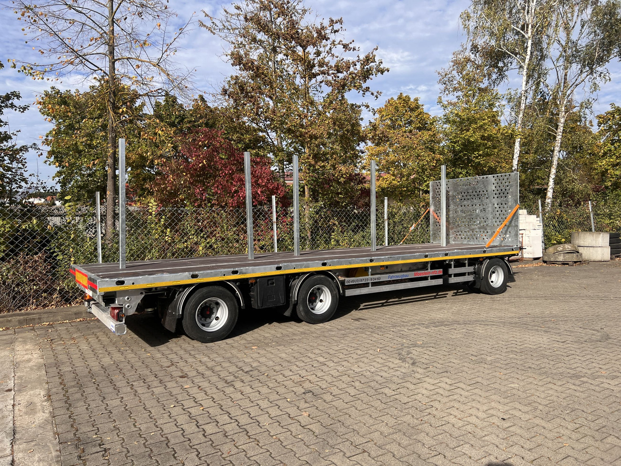 Möslein T 3 Plato 10,5 m 3 Achs Jumbo- Plato- Anhänger 10,50 m, Mega - مقطورات مسطحة: صورة 3 Möslein T 3 Plato 10,5 m 3 Achs Jumbo- Plato- Anhänger 10,50 m, Mega - مقطورات مسطحة: صورة 3