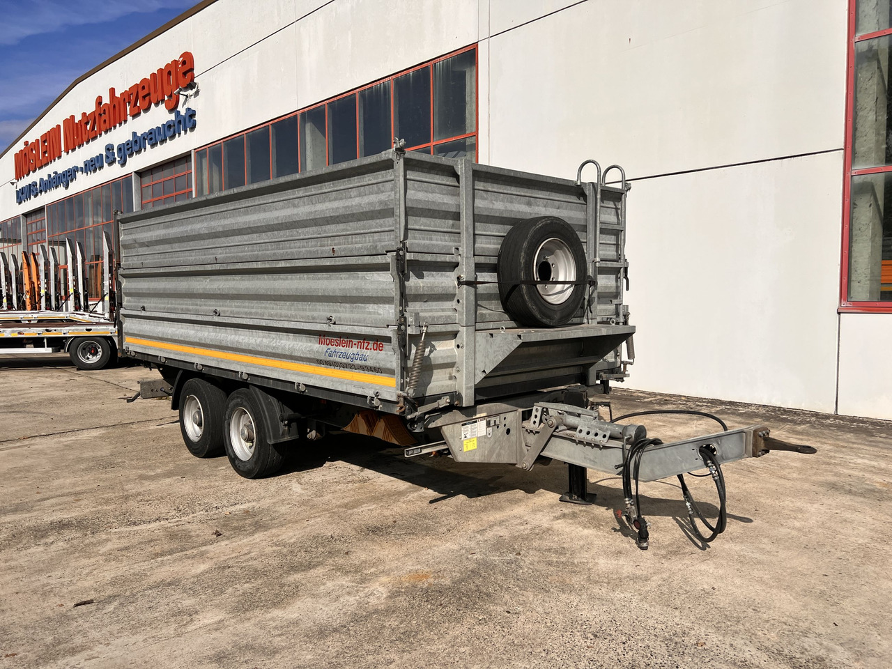 Möslein TDS 13 Schwebheim 13 t Tandemkipper- Tieflader, Aufsatzbordwände - مقطورة قلاب: صورة 5 Möslein TDS 13 Schwebheim 13 t Tandemkipper- Tieflader, Aufsatzbordwände - مقطورة قلاب: صورة 5