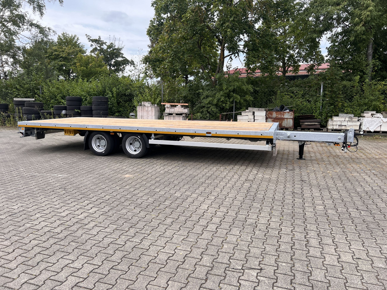 Möslein THT 11 G Ausziehbar 11,9 t Tandemanhänger- Tieflader, ausziehbarLuftgefedert - مقطورات مسطحة: صورة 3 Möslein THT 11 G Ausziehbar 11,9 t Tandemanhänger- Tieflader, ausziehbarLuftgefedert - مقطورات مسطحة: صورة 3