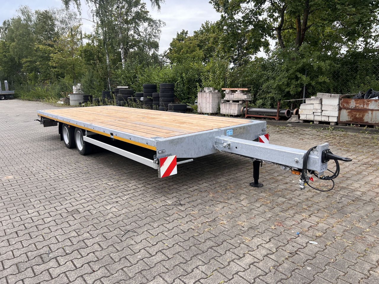 Möslein THT 14-G 7,20 L ausziehbar 13,9 t Tandemanhänger- Tieflader, ausziehbarLuftgefedert - مقطورات مسطحة: صورة 2 Möslein THT 14-G 7,20 L ausziehbar 13,9 t Tandemanhänger- Tieflader, ausziehbarLuftgefedert - مقطورات مسطحة: صورة 2