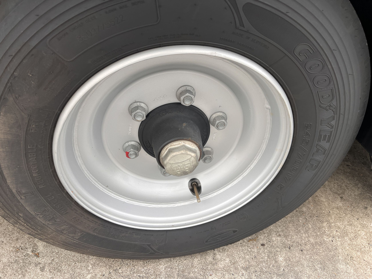 مقطورة ستارة جانبية Möslein TPS 105 D-L Planenanhänger, Ladebordwand + Durchladbar neuwertig: صورة 8 مقطورة ستارة جانبية Möslein TPS 105 D-L Planenanhänger, Ladebordwand + Durchladbar neuwertig: صورة 8