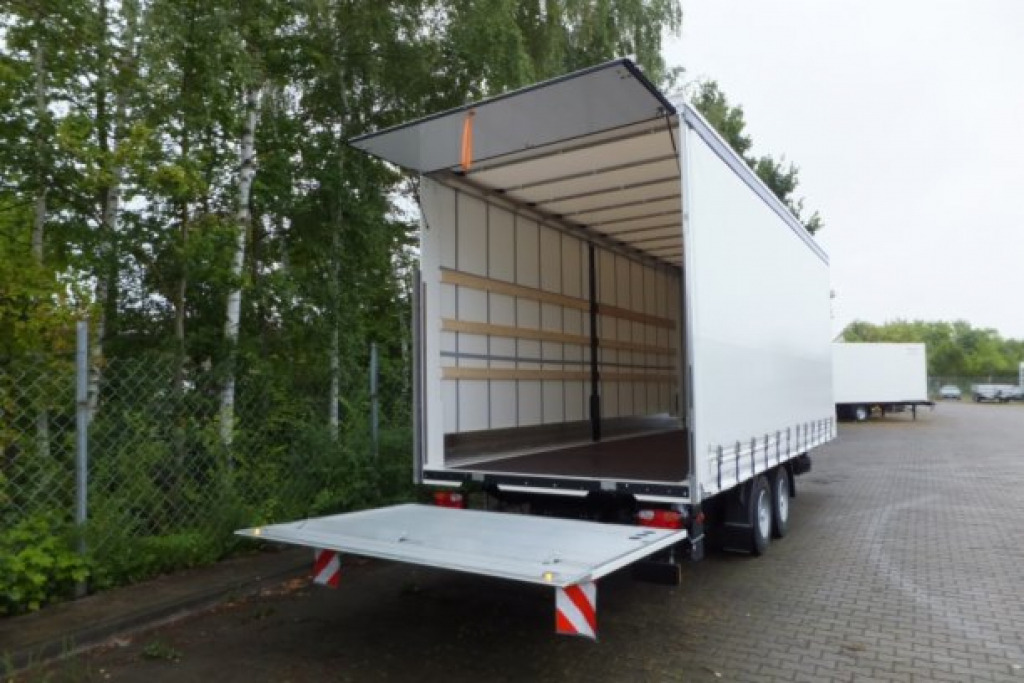 Möslein TPS 11 DL 7,30 neuer Planenanhänger, Ladebordwand + Durchladbar - مقطورة ستارة جانبية: صورة 3 Möslein TPS 11 DL 7,30 neuer Planenanhänger, Ladebordwand + Durchladbar - مقطورة ستارة جانبية: صورة 3