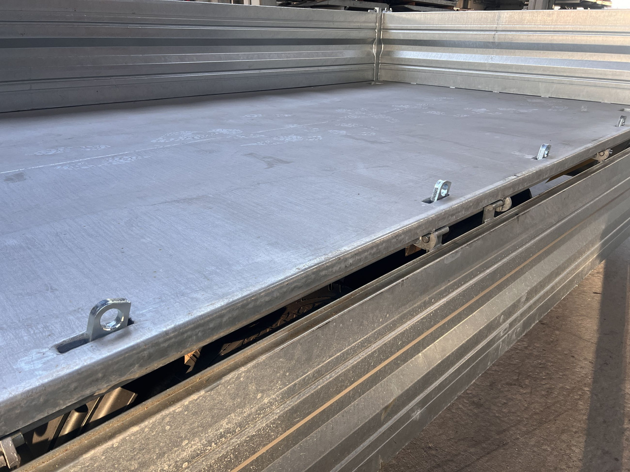 Möslein TTD 19 B neuer 19 t Tandemkipper- Tieflader - مقطورة قلاب: صورة 2 Möslein TTD 19 B neuer 19 t Tandemkipper- Tieflader - مقطورة قلاب: صورة 2