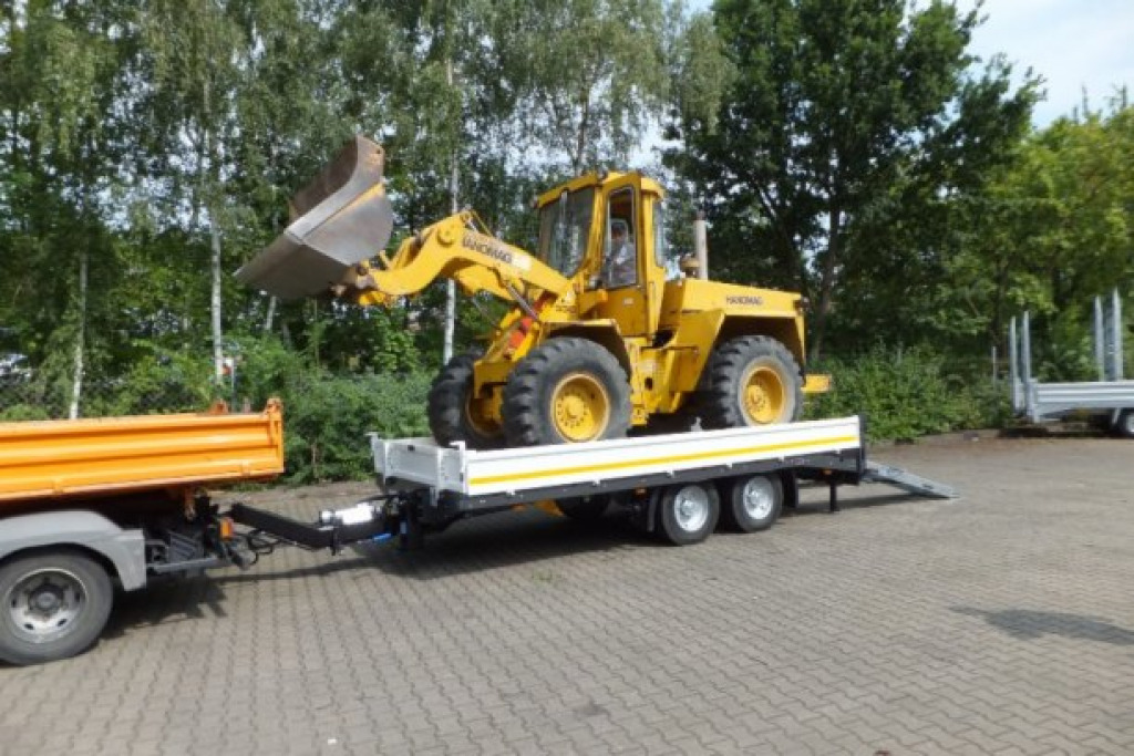 Möslein TTT 11- 6,28 Weiß Neuer Tandemtieflader - مقطورة مسطحة منخفضة: صورة 5 Möslein TTT 11- 6,28 Weiß Neuer Tandemtieflader - مقطورة مسطحة منخفضة: صورة 5