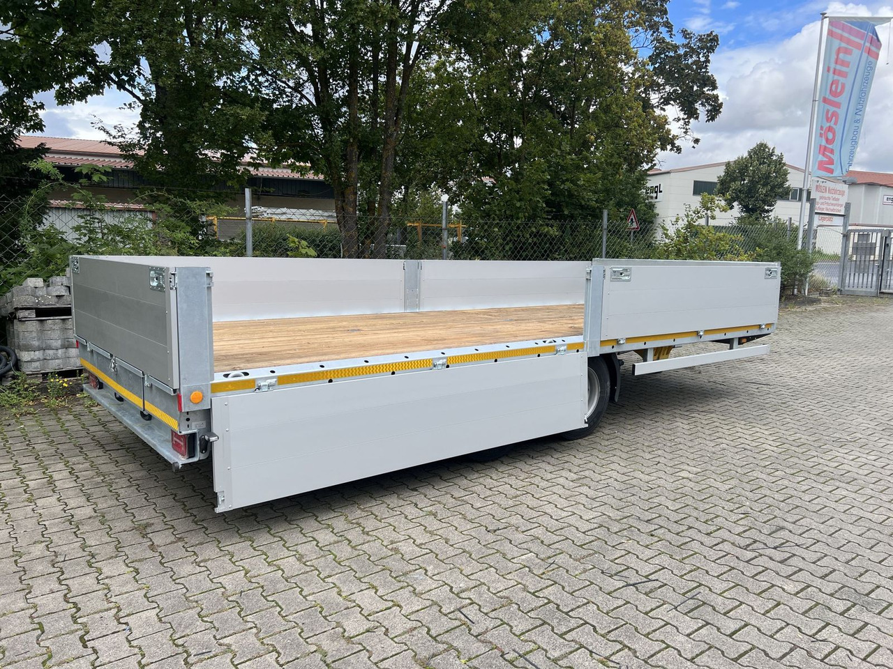 Möslein Tandem- Pritschenanhänger- Tieflader - مقطورات مسطحة: صورة 3 Möslein Tandem- Pritschenanhänger- Tieflader - مقطورات مسطحة: صورة 3