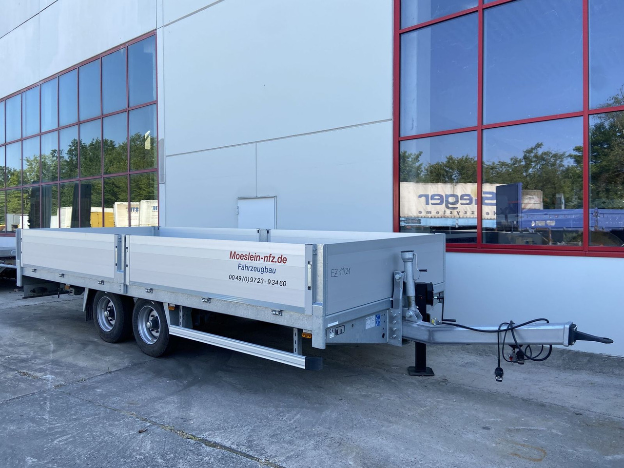 Möslein Tandem- Pritschenanhänger, neuwertig - مقطورات مسطحة: صورة 2 Möslein Tandem- Pritschenanhänger, neuwertig - مقطورات مسطحة: صورة 2