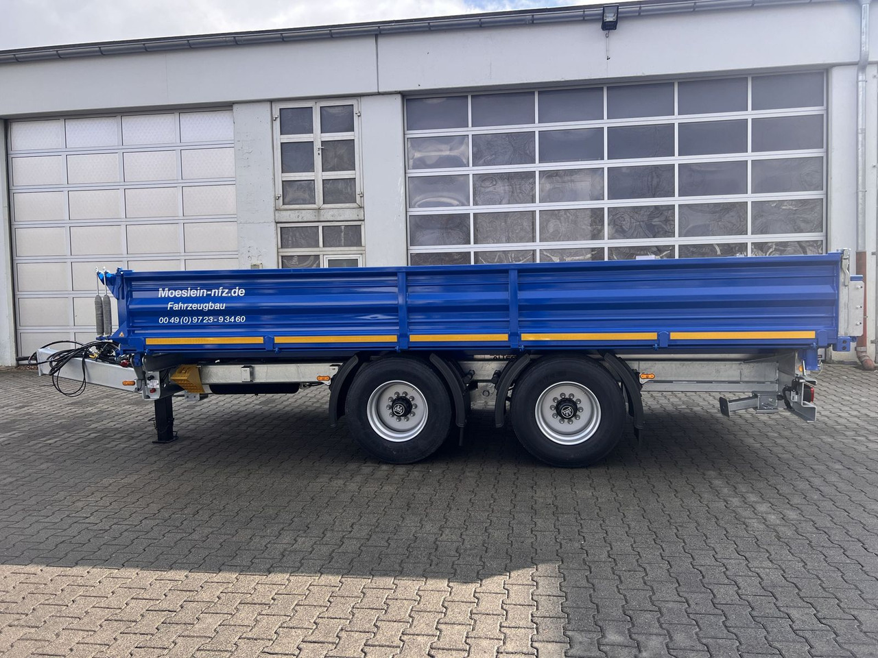 Möslein neuer 19 t Tandemkipper- Tieflader hydraulische - مقطورة قلاب: صورة 3 Möslein neuer 19 t Tandemkipper- Tieflader hydraulische - مقطورة قلاب: صورة 3