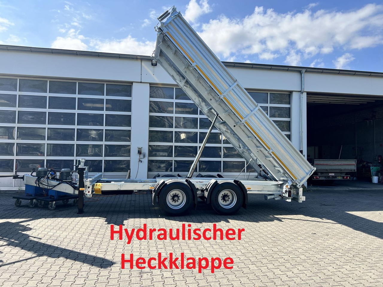 Möslein neuer 19 t Tandemkipper- Tieflader hydraulische - مقطورة قلاب: صورة 1 Möslein neuer 19 t Tandemkipper- Tieflader hydraulische - مقطورة قلاب: صورة 1