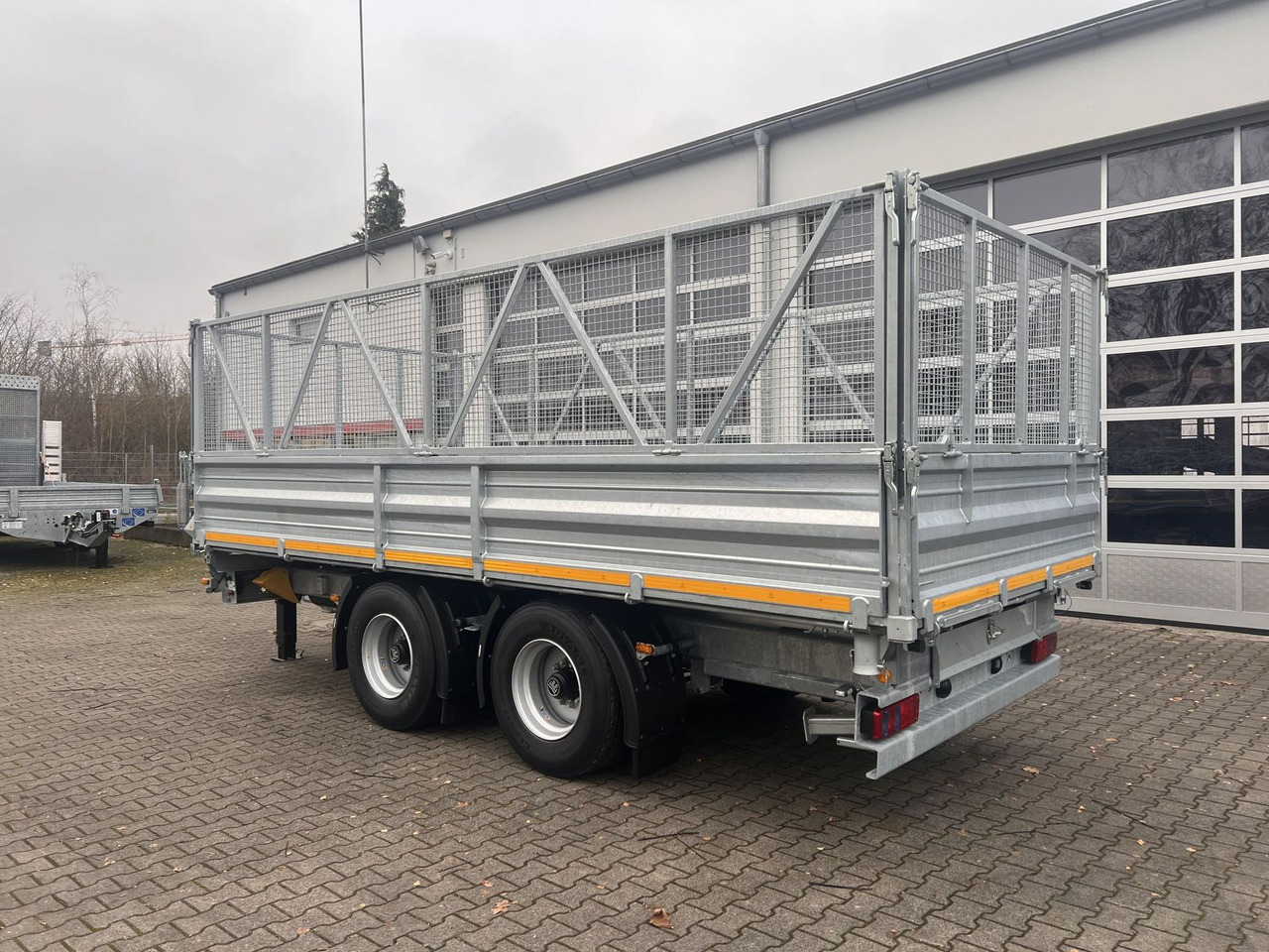 Möslein neuer 19 t Tandemkipper TiefladerGitteraufsatz - مقطورة قلاب: صورة 5 Möslein neuer 19 t Tandemkipper TiefladerGitteraufsatz - مقطورة قلاب: صورة 5