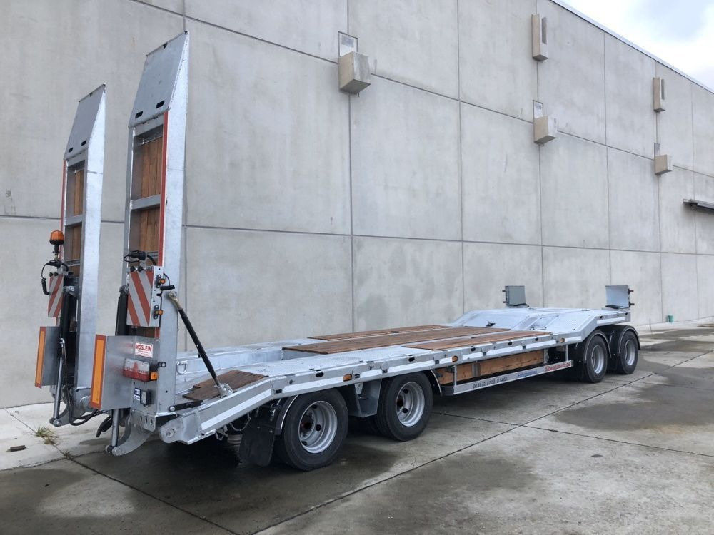Möslein neuer 4 Achs Tieflader hydraulischen Rampen - مقطورة مسطحة منخفضة: صورة 4 Möslein neuer 4 Achs Tieflader hydraulischen Rampen - مقطورة مسطحة منخفضة: صورة 4