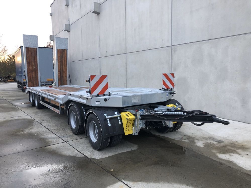 Möslein neuer 4 Achs Tieflader hydraulischen Rampen - مقطورة مسطحة منخفضة: صورة 3 Möslein neuer 4 Achs Tieflader hydraulischen Rampen - مقطورة مسطحة منخفضة: صورة 3