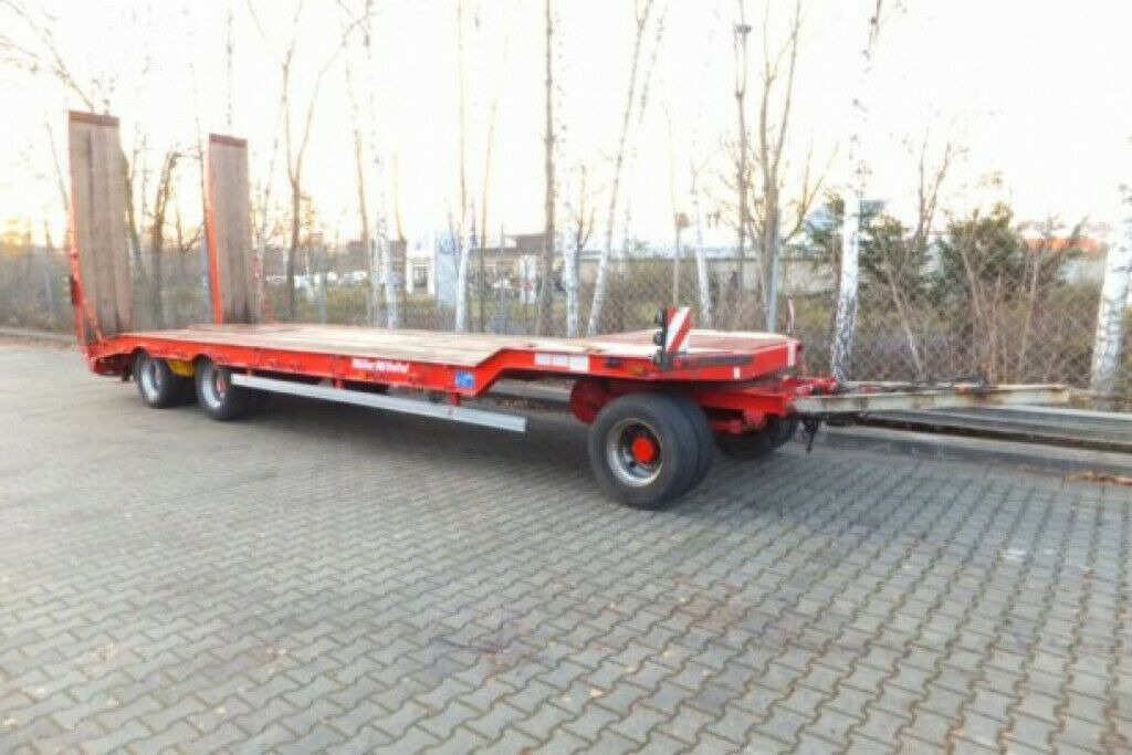 Müller-Mitteltal 3 Achs Tieflader- Anhänger - مقطورة مسطحة منخفضة: صورة 2 Müller-Mitteltal 3 Achs Tieflader- Anhänger - مقطورة مسطحة منخفضة: صورة 2