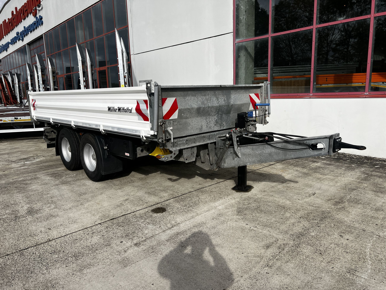 Müller Mitteltal TA-2 14,4 t Tandemkipper- Tieflader Breitbereifung NEUWERTIG - مقطورة قلاب: صورة 3 Müller Mitteltal TA-2 14,4 t Tandemkipper- Tieflader Breitbereifung NEUWERTIG - مقطورة قلاب: صورة 3