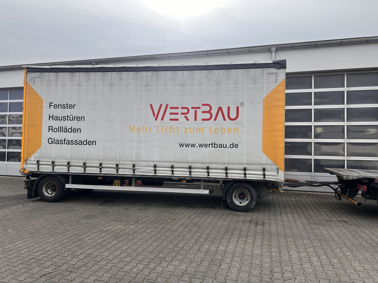 RUFA DHC 18-22 2 Achs Jumbo- Planenanhänger - مقطورة ستارة جانبية: صورة 2 RUFA DHC 18-22 2 Achs Jumbo- Planenanhänger - مقطورة ستارة جانبية: صورة 2