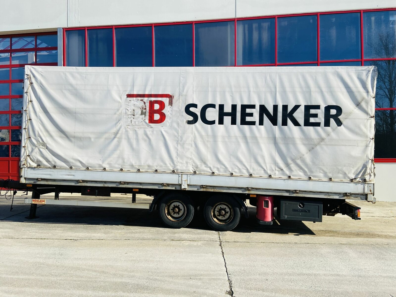 Tandem Planenanhänger - مقطورة ستارة جانبية: صورة 1 Tandem Planenanhänger - مقطورة ستارة جانبية: صورة 1