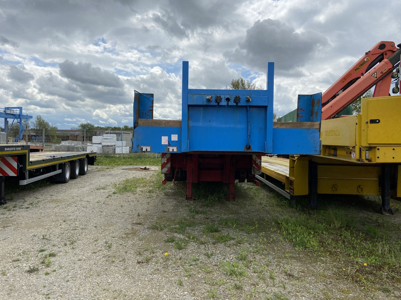 Stp 3 Achs Satteltieflader Platofür Fertigteile oder Baumaschinen - عربة منخفضة مسطحة نصف مقطورة: صورة 2 Stp 3 Achs Satteltieflader Platofür Fertigteile oder Baumaschinen - عربة منخفضة مسطحة نصف مقطورة: صورة 2