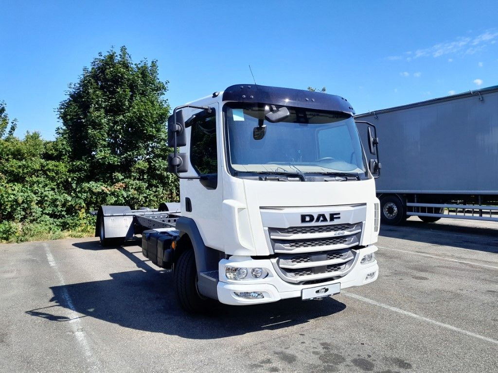 DAF FA XB 260 12t reparierter Wasserschaden - شاحنة هيكل كابينة: صورة 3 DAF FA XB 260 12t reparierter Wasserschaden - شاحنة هيكل كابينة: صورة 3