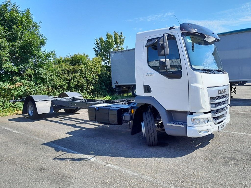 DAF FA XB 260 12t - شاحنة هيكل كابينة: صورة 4 DAF FA XB 260 12t - شاحنة هيكل كابينة: صورة 4