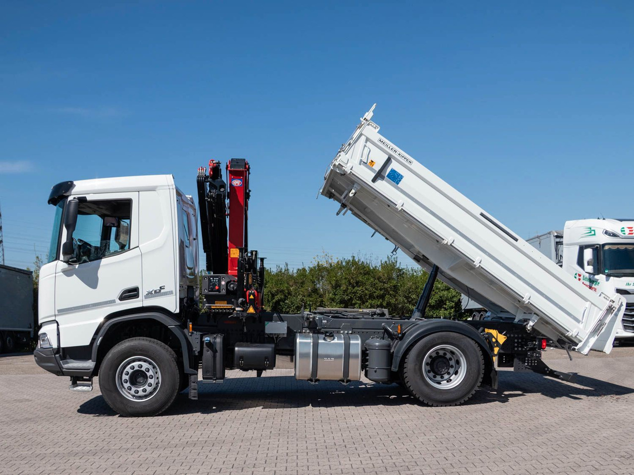 DAF FA XDC 370 Krankipper DAF XDC 370 FA Meiller Krankipper HMF - شاحنة كرين, شاحنة قلاب: صورة 3 DAF FA XDC 370 Krankipper DAF XDC 370 FA Meiller Krankipper HMF - شاحنة كرين, شاحنة قلاب: صورة 3