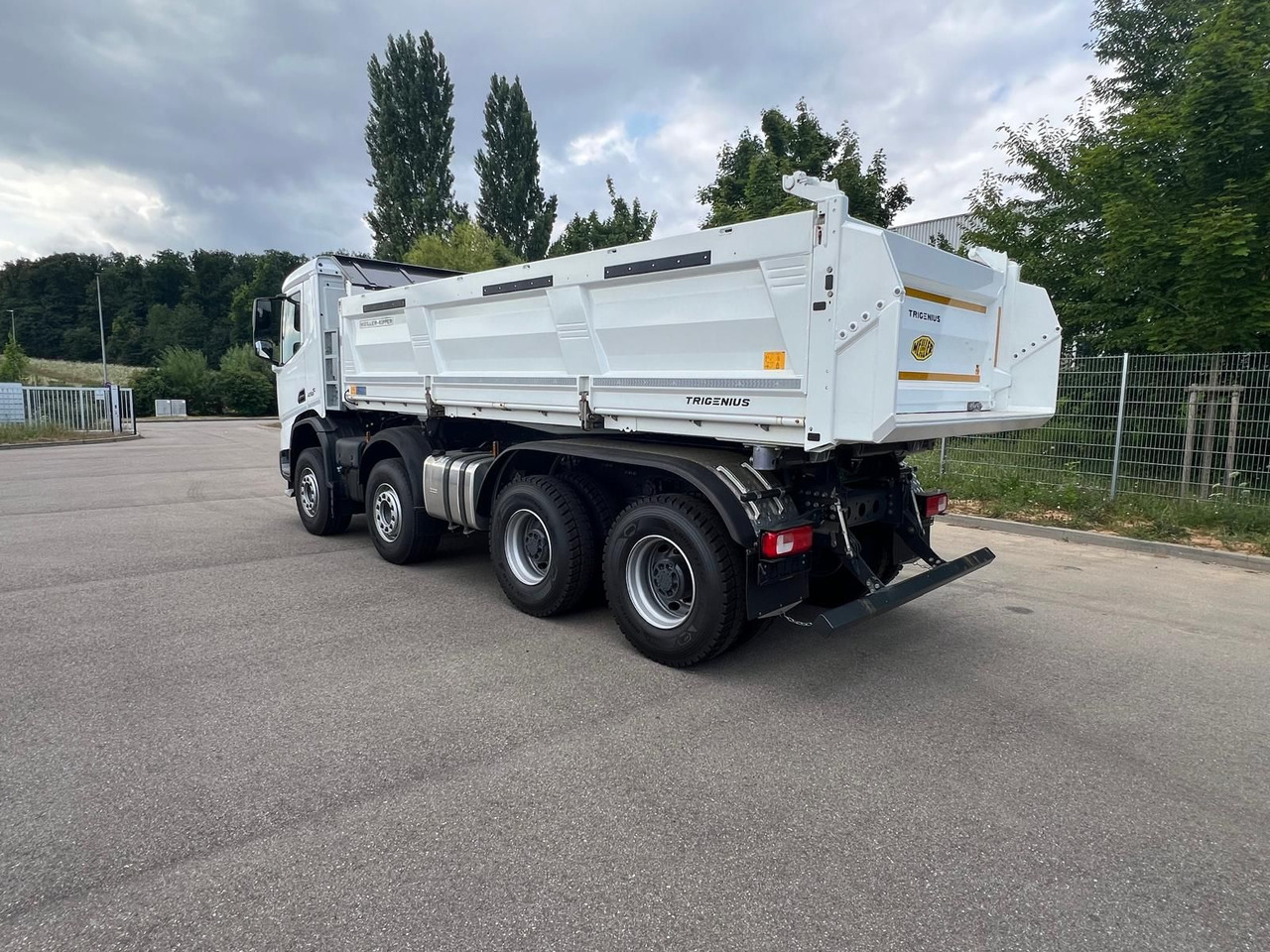 DAF FAD XDC 450 Dreiseitenkipper - شاحنة قلاب: صورة 3 DAF FAD XDC 450 Dreiseitenkipper - شاحنة قلاب: صورة 3