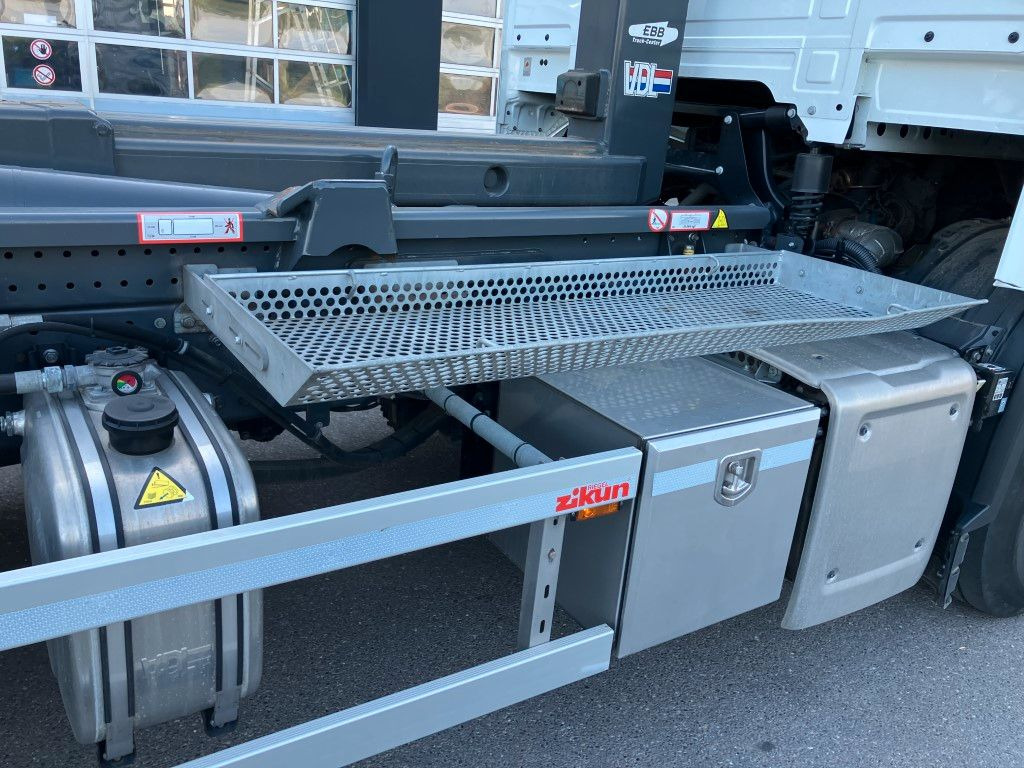 شاحنة ذات خطاف DAF FAN XF 480 mit VDL Abrollkipper DAF FAN XF 480 mit VDL Abrollkipper: صورة 9