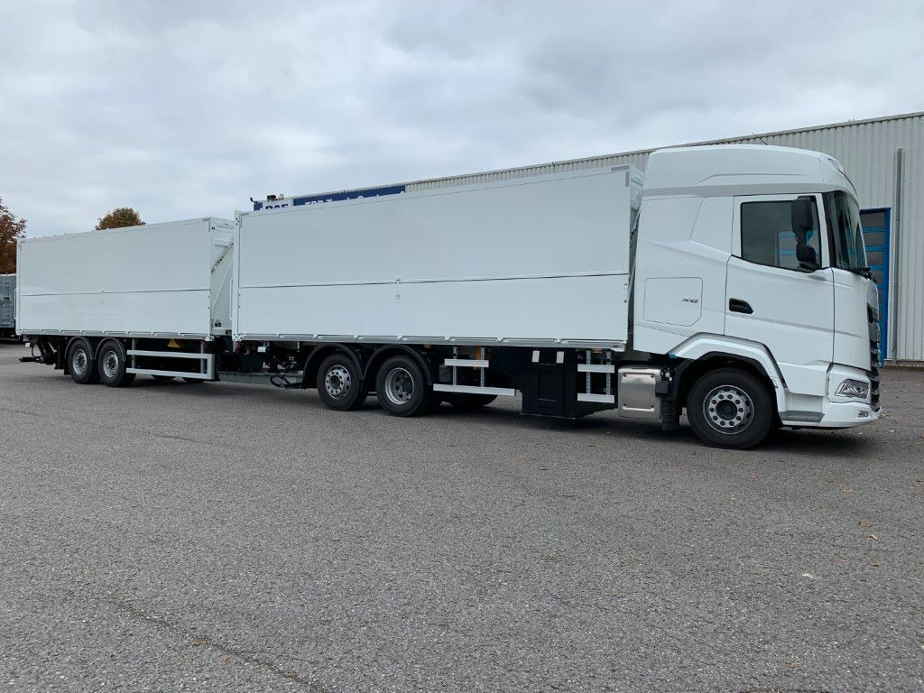 DAF FAN XG 480 Swing-Board mit LBW - شاحنة المشروبات: صورة 1 DAF FAN XG 480 Swing-Board mit LBW - شاحنة المشروبات: صورة 1