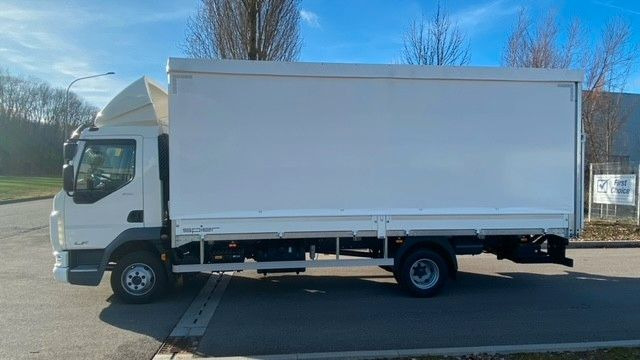 DAF LF 210 8t Pritsche-Plane LBW Tageszulassung DAF FA LF 210 08t Spier Pritsche-Plane - شاحنة ستارة: صورة 3 DAF LF 210 8t Pritsche-Plane LBW Tageszulassung DAF FA LF 210 08t Spier Pritsche-Plane - شاحنة ستارة: صورة 3