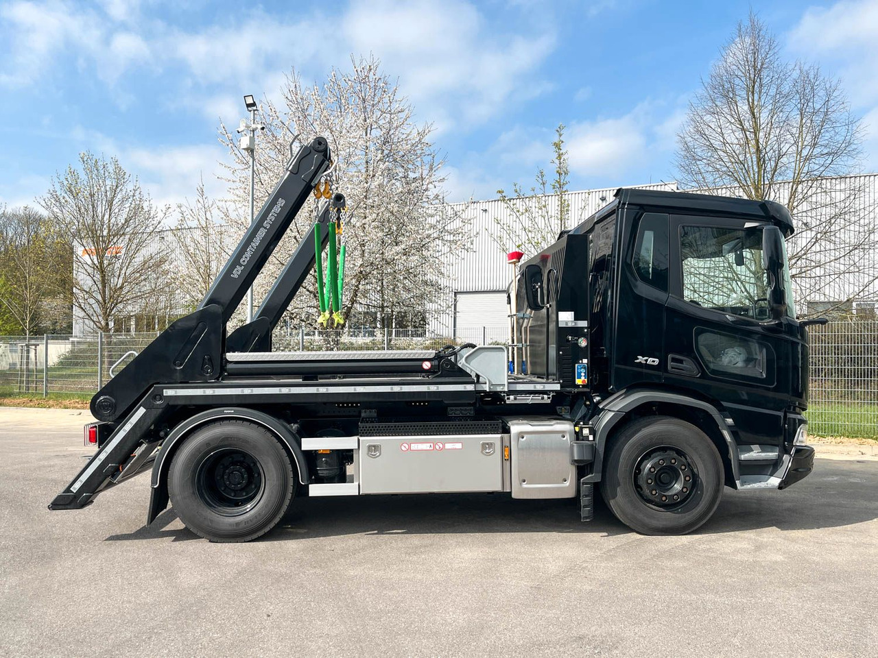 DAF XD 410 FA Absetzkipper DAF XD 410 FA Absetzkipper - شاحنة نقل المخلفات: صورة 3 DAF XD 410 FA Absetzkipper DAF XD 410 FA Absetzkipper - شاحنة نقل المخلفات: صورة 3
