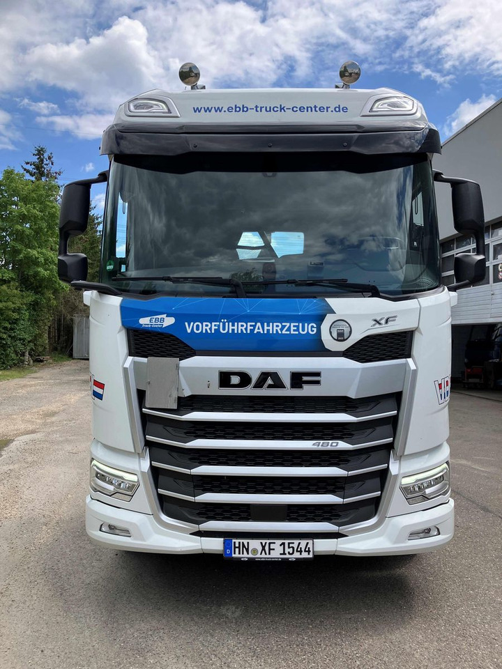 DAF XF 480 FAN Abroller VDL DAF XF 480 FAN Abroller VDL - شاحنة ذات خطاف: صورة 2 DAF XF 480 FAN Abroller VDL DAF XF 480 FAN Abroller VDL - شاحنة ذات خطاف: صورة 2
