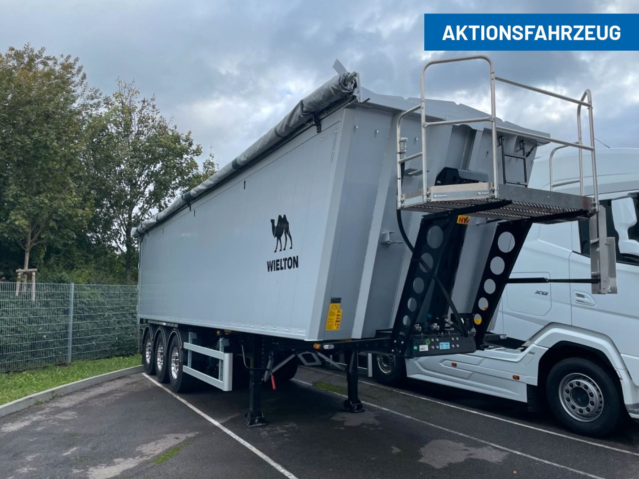 Wielton Bulk Master 51 cbm 3-Achs Alukipper Wielton Bulk Master 51 cbm 3-Achs Alukipper - قلابة نصف مقطورة نصف مقطورة قلابة: صورة 1 Wielton Bulk Master 51 cbm 3-Achs Alukipper Wielton Bulk Master 51 cbm 3-Achs Alukipper - قلابة نصف مقطورة نصف مقطورة قلابة: صورة 1