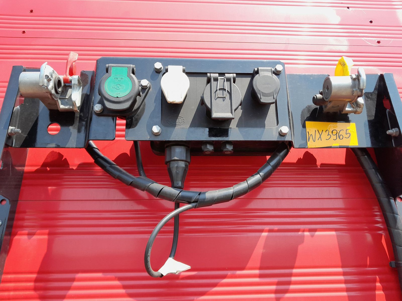 Wielton Strong Light Schiebeplanensattel NS3K - نصف مقطورة ستارة: صورة 4 Wielton Strong Light Schiebeplanensattel NS3K - نصف مقطورة ستارة: صورة 4