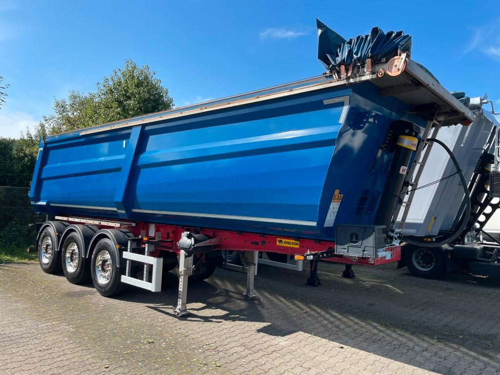 Wielton Strong Master 3-Achs-Kippsattelauflieger 33 cbm Wielton Strong Master 3-Achs-Kippsattelauflieger 33 cbm - قلابة نصف مقطورة نصف مقطورة قلابة: صورة 1 Wielton Strong Master 3-Achs-Kippsattelauflieger 33 cbm Wielton Strong Master 3-Achs-Kippsattelauflieger 33 cbm - قلابة نصف مقطورة نصف مقطورة قلابة: صورة 1